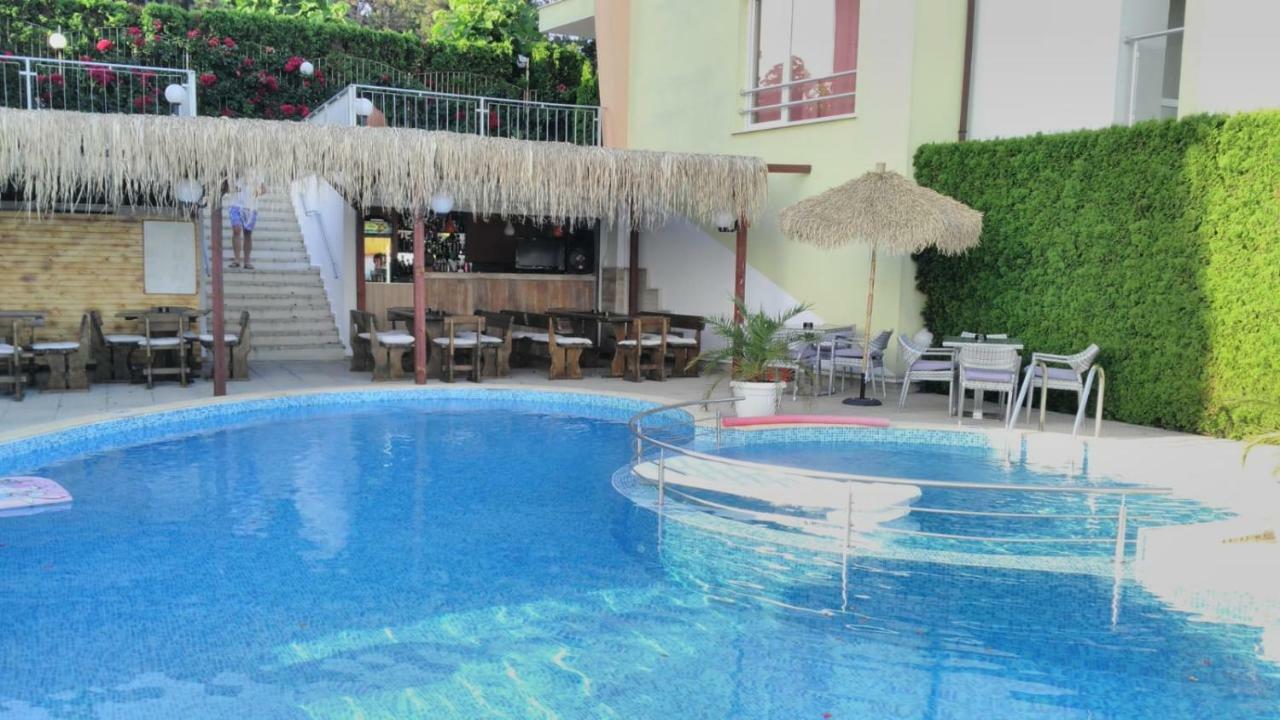 Alex Beach Apartment Sveti Vlas Eksteriør billede